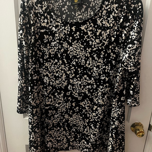 JM Collection - Picture 7 of 7